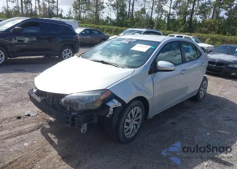 2018 Toyota Corolla Le z USA, uszkodzony, nr VIN 2T1BURHE8JC118807